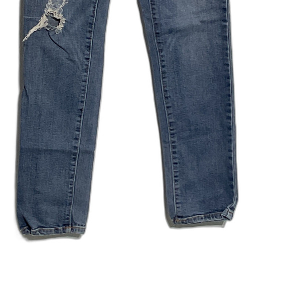 Aeropostale Bayla Size 6 Distressed Skinny Jeans - Picture 4 of 8